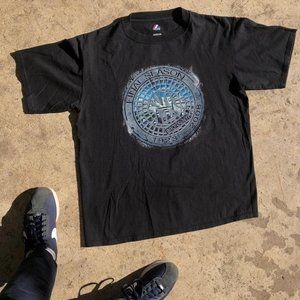 Vintage Yankees stadium final season tee